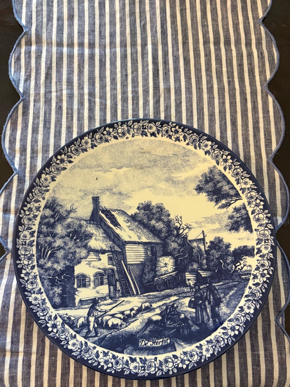 Full set of 4 blue and white Delfts Blauw Chemkefa plates VINTAGE
